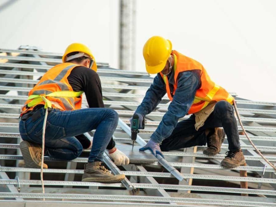 Traverse Through the Modern Roofing Solutions How Mahawar Group Can Be Your Best Source for Roofing Products and Services